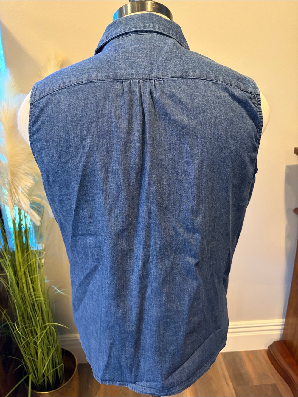 Anne Klein Sleeveless Tie-Front Denim Shirt - Blue - Picture 2 of 4